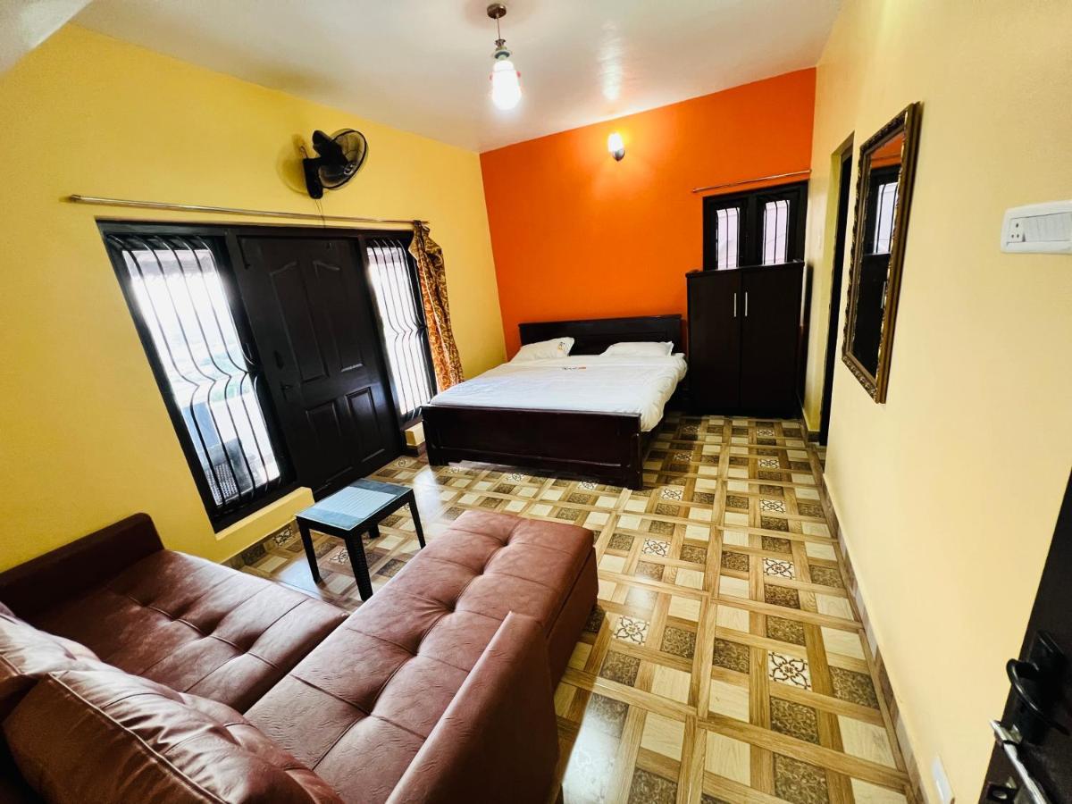 Teyt Castle Villa Ooty Buitenkant foto
