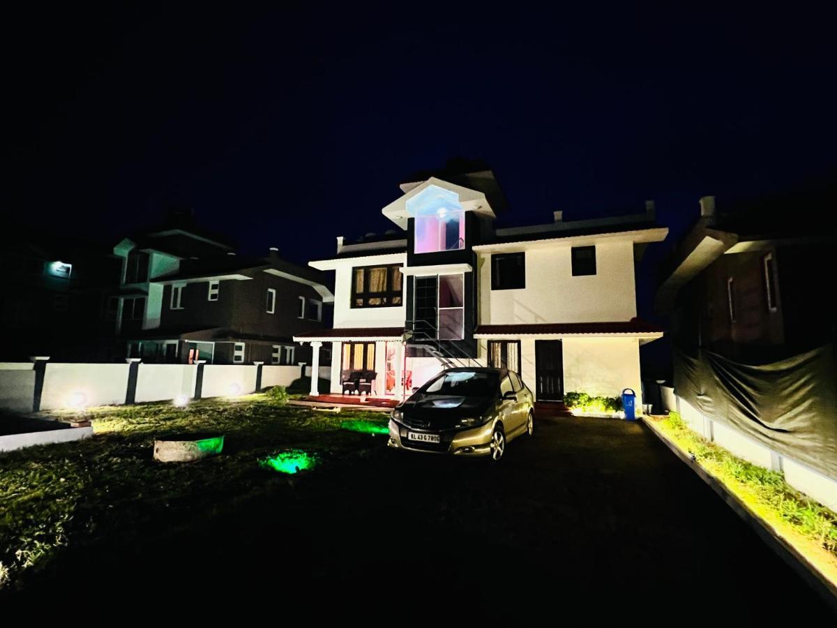 Teyt Castle Villa Ooty Buitenkant foto